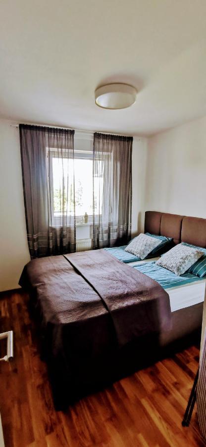 多博伊Apartman Varenica公寓 外观 照片